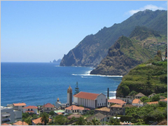 Herzlich Willkommen auf Madeira - Hier finden Sie atraktive Angebote an Hotels , Ferienhäusern, Apartments, Flüge, Mietwagen etc