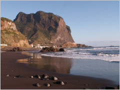 Herzlich Willkommen auf Madeira - Hier finden Sie atraktive Angebote an Hotels , Ferienhäusern, Apartments, Flüge, Mietwagen etc